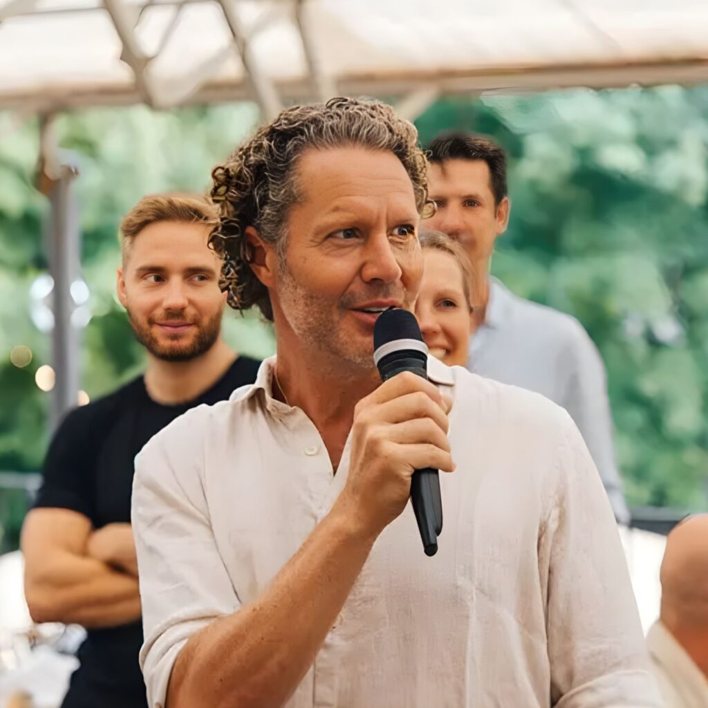 Philipp speaking at FlowFest.